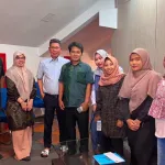 Panitia Seminar Internasional Syekh Yusuf mematangkan konsep bersama Dr. Sawedi Muhammad. (Foto: Dok.Pribadi).